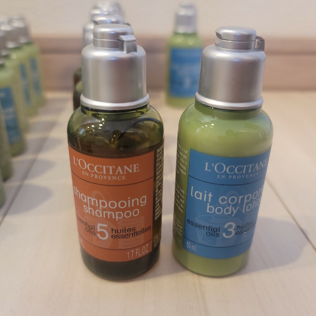 L'OCCITANE(ロクシタン)のロクシタン L'OCCITANE シャワージェル ボディーローション トライアル コスメ/美容のボディケア(ボディローション/ミルク)の商品写真