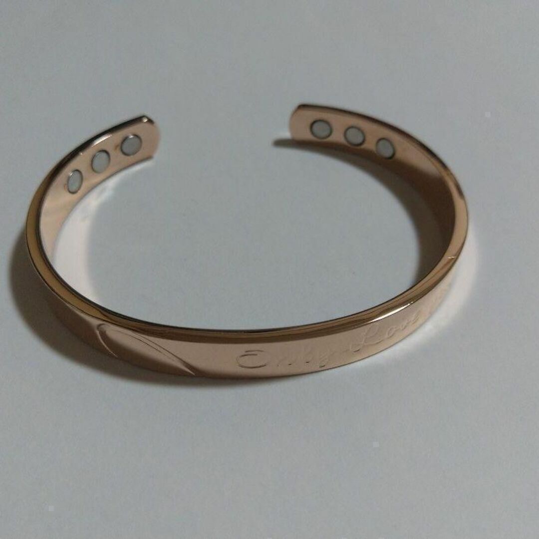 磁気ブレスレット 銅製 静電気除去 レディースのアクセサリー(ブレスレット/バングル)の商品写真