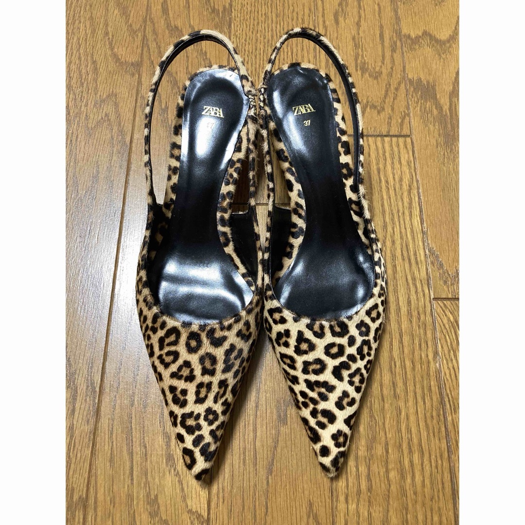 ZARA - メタリックレザースリングバックシューズの通販 by と's shop ZARA - メタリックレザースリングバックシューズの通販 by と's shop