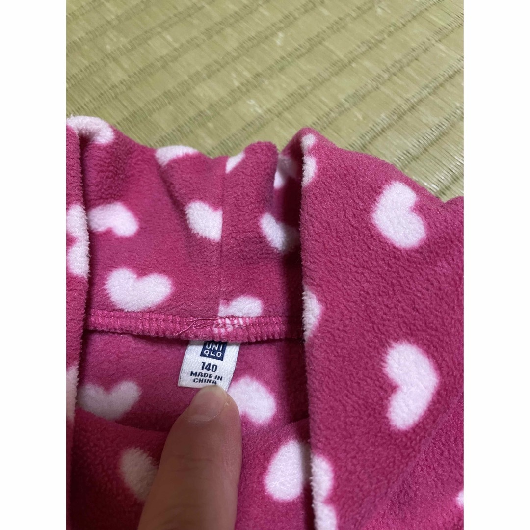 UNIQLO(ユニクロ)のフリース(140) キッズ/ベビー/マタニティのキッズ服女の子用(90cm~)(Tシャツ/カットソー)の商品写真