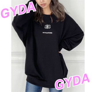 GYDA - GYDA GGサガラCREW NECKスウェットトップスの通販｜ラクマ