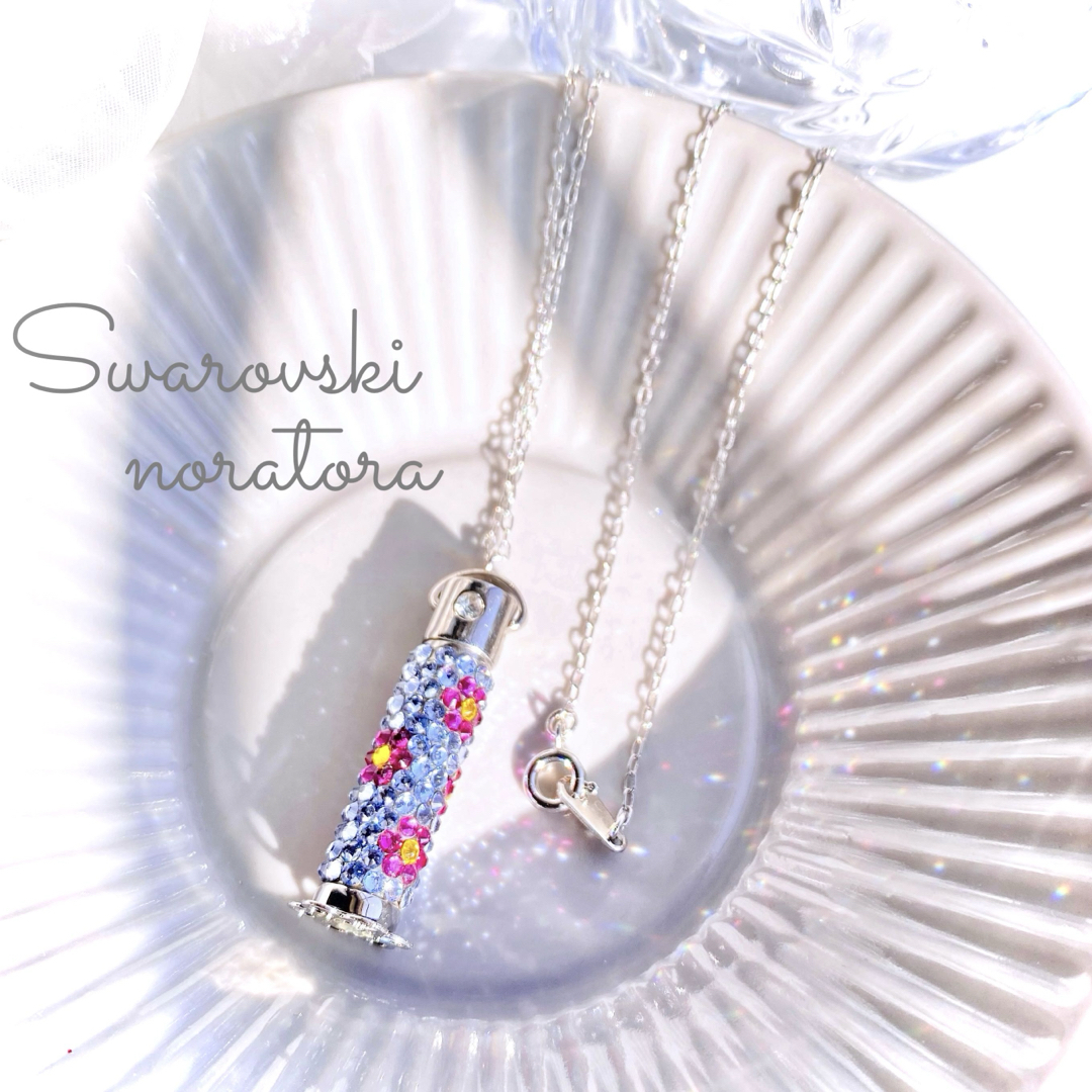 SWAROVSKI(スワロフスキー)のアロマペンダント　アロマ　アロマディフューザー　スワロフスキー　ギフト　送料無料 レディースのアクセサリー(ネックレス)の商品写真