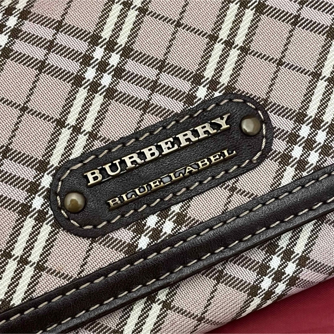 Burberry チェック柄 二つ折り長財布 超美品 Burberry チェック柄 二つ折り長財布 超美品
