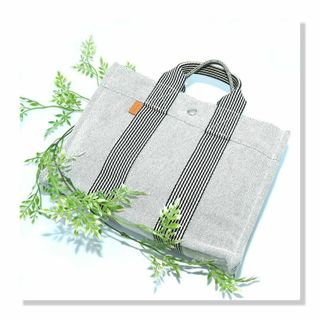 エルメス(Hermes)の【美品】Hermès エルメス　ニューフールトゥ PM　トートバッグ　グレー(トートバッグ)