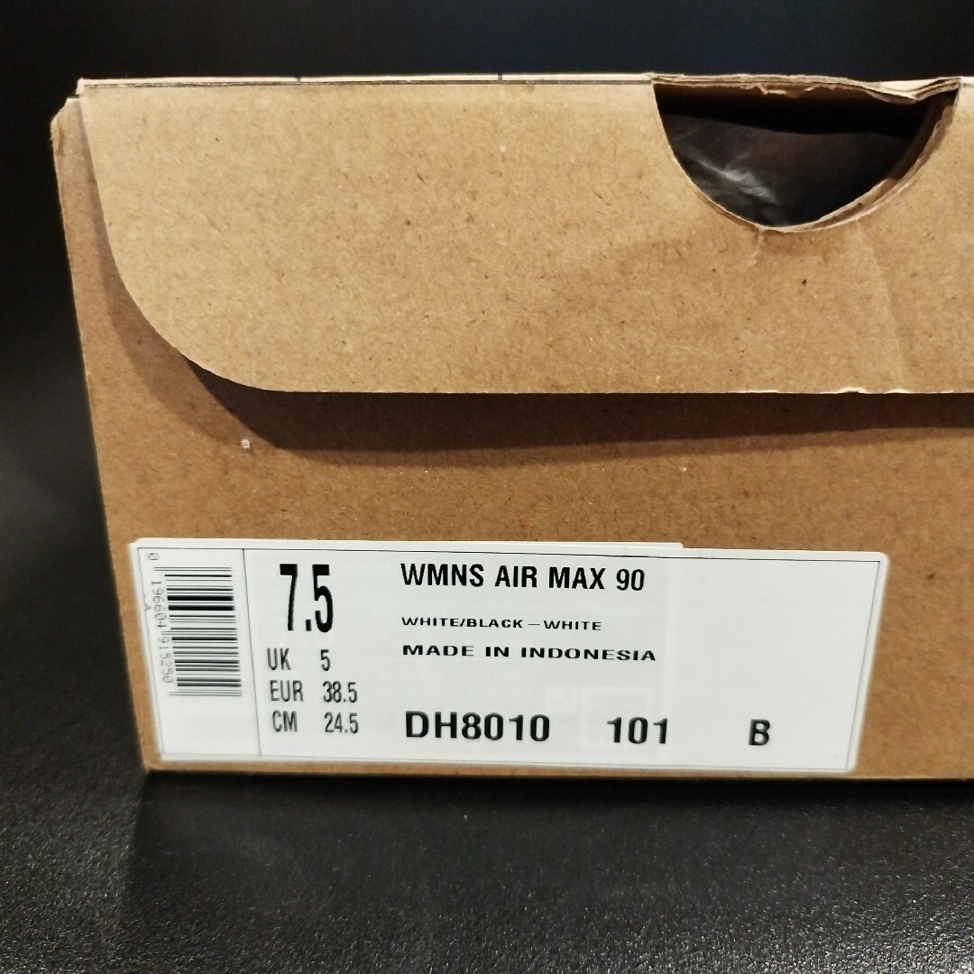NIKE(ナイキ)のエアマックス90 ホワイト×ブラック レディースの靴/シューズ(スニーカー)の商品写真