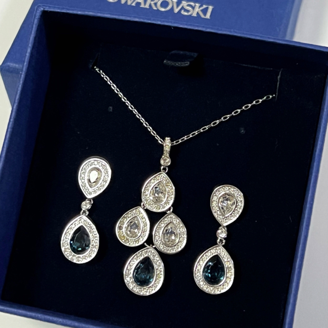 経典 SWAROVSKI 値下げの セット ピアス ネックレス スワロフスキー - ネックレス、ペンダント、チョーカー