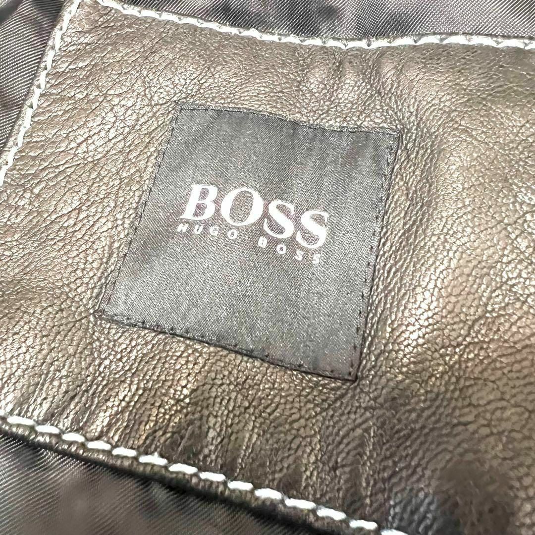 HUGO BOSS(ヒューゴボス)の極美品　未使用に近い　HUGO BOSS ヒューゴボス　ラムレザー　ジャケット メンズのジャケット/アウター(レザージャケット)の商品写真