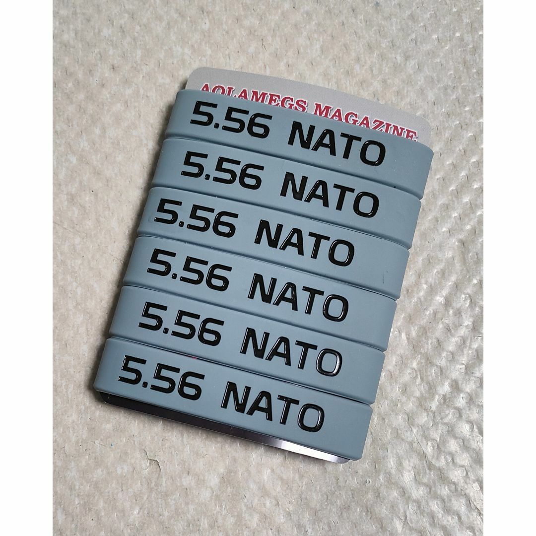M4系マガジン用 マグバンド 『5.56 NATO』 グレー＆ブラック ６本 エンタメ/ホビーのミリタリー(その他)の商品写真
