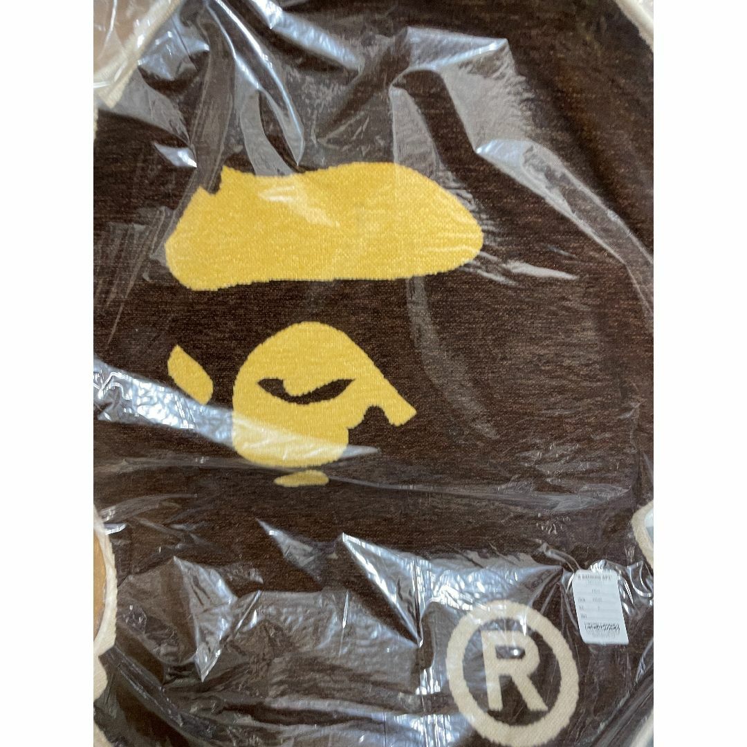 新品 A BATHING APE® エイプヘッド ラグ マット ラグ 新品 A BATHING APE® エイプヘッド ラグ マット ラグ