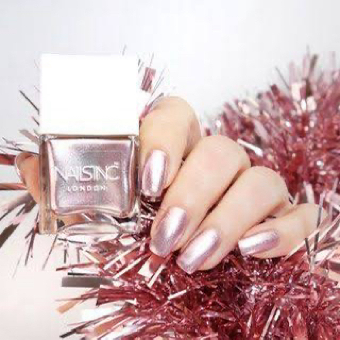 ADDICTION(アディクション)の新品 限定 定価以下 NAILSINC ガールキングデュオキット セット コスメ/美容のネイル(マニキュア)の商品写真