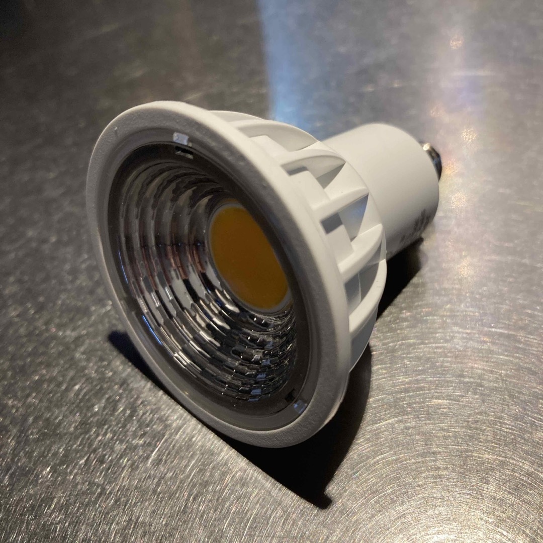 LEDハロゲン電球2700k インテリア/住まい/日用品のライト/照明/LED(蛍光灯/電球)の商品写真
