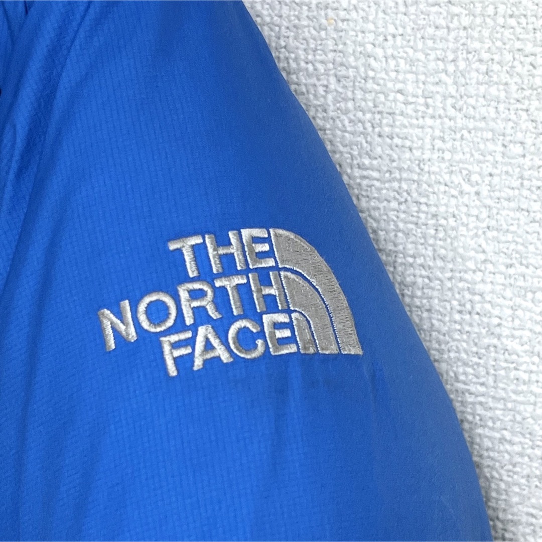 THE NORTH FACE(ザノースフェイス)の人気希少 THE NORTH FACE ダウンジャケット ロゴ刺繍 120サイズ キッズ/ベビー/マタニティのキッズ服男の子用(90cm~)(ジャケット/上着)の商品写真