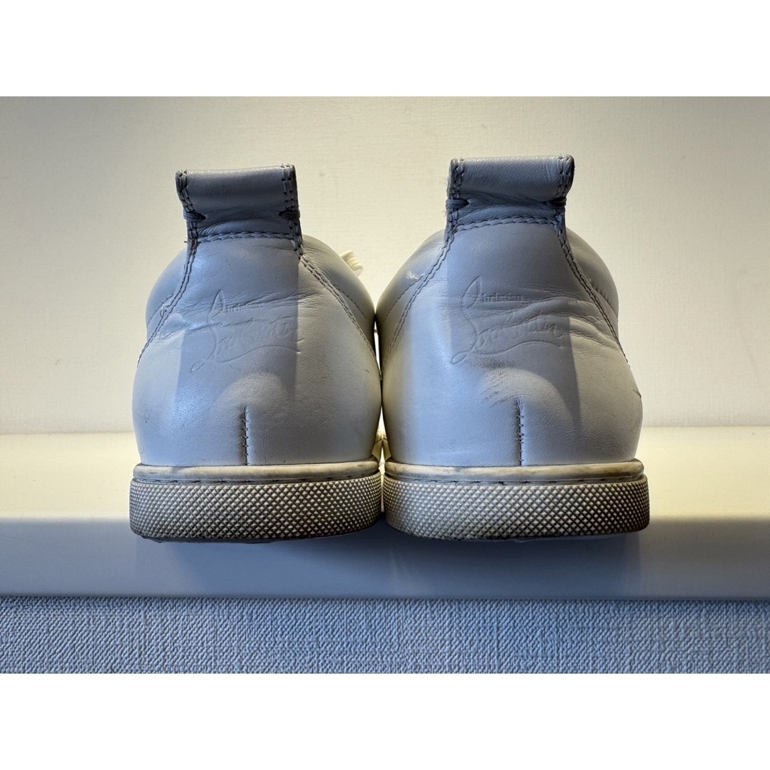 Christian Louboutin(クリスチャンルブタン)のCHRISTIAN LOUBOUTIN ローカット スタッズシューズ メンズの靴/シューズ(スニーカー)の商品写真