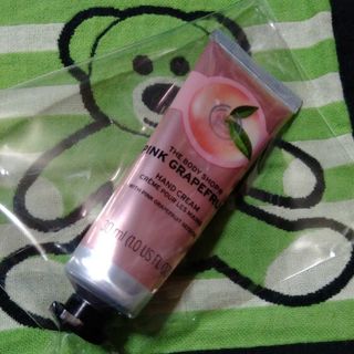 ザボディショップ(THE BODY SHOP)の♡THE BODY SHOP♡ハンドクリーム♡ピンクグレープフルーツ♡(ハンドクリーム)