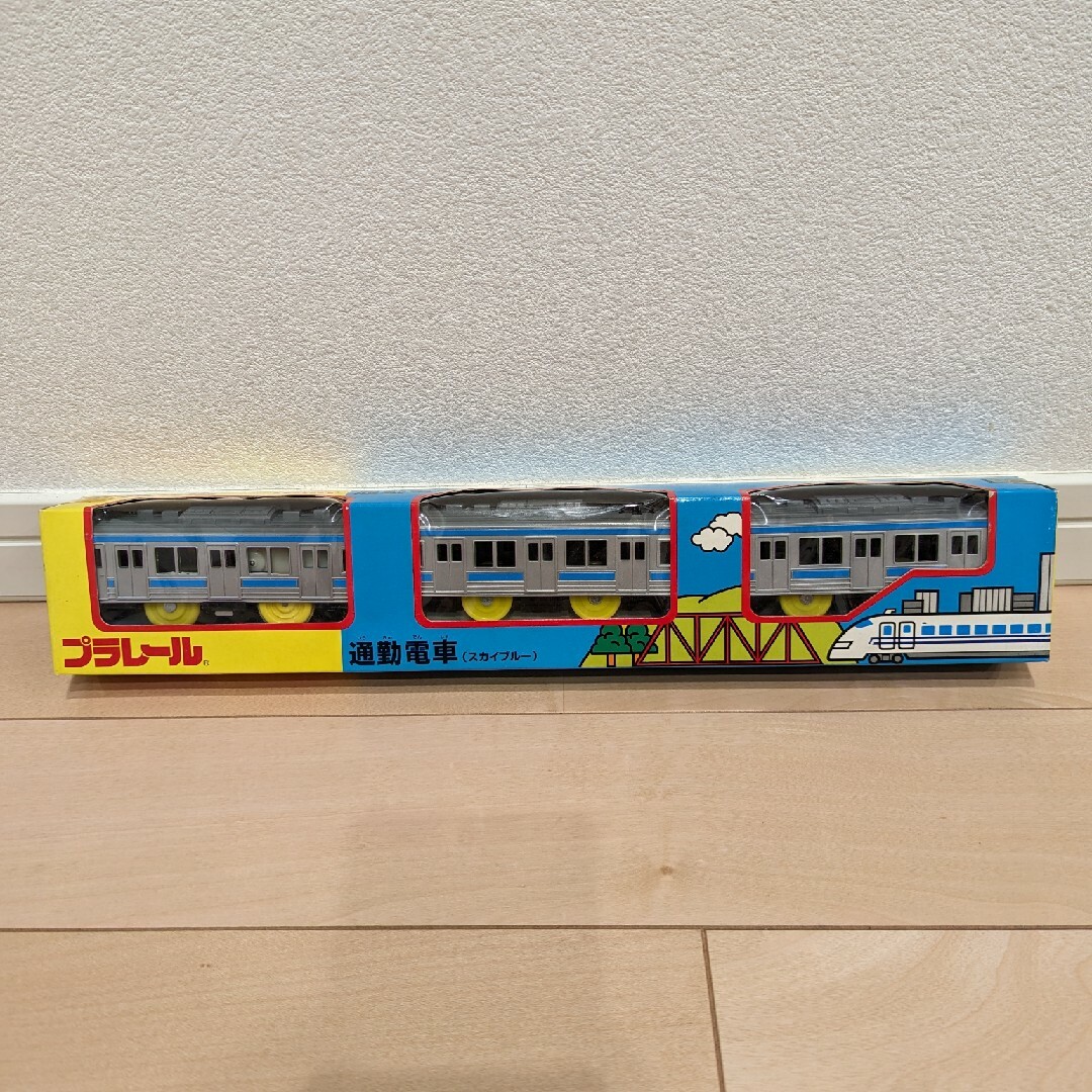 Takara Tomy(タカラトミー)の【新品未使用】　通勤電車　スカイブルー　205系　東海道　山陽緩行線　電車 キッズ/ベビー/マタニティのおもちゃ(電車のおもちゃ/車)の商品写真