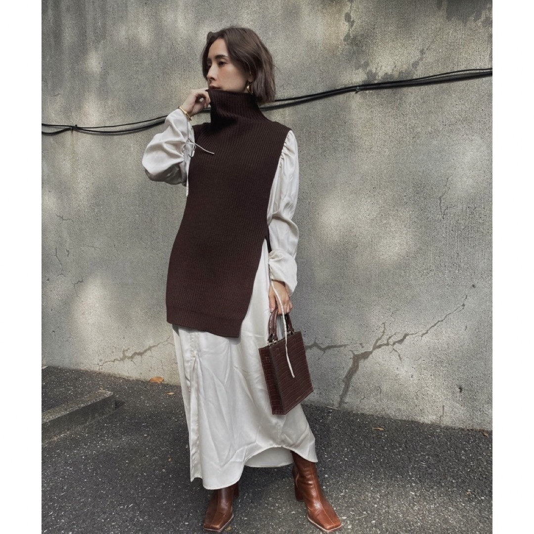 Ameri VINTAGE(アメリヴィンテージ)のVEST LAYERED SHIRT DRESS レディースのワンピース(ロングワンピース/マキシワンピース)の商品写真