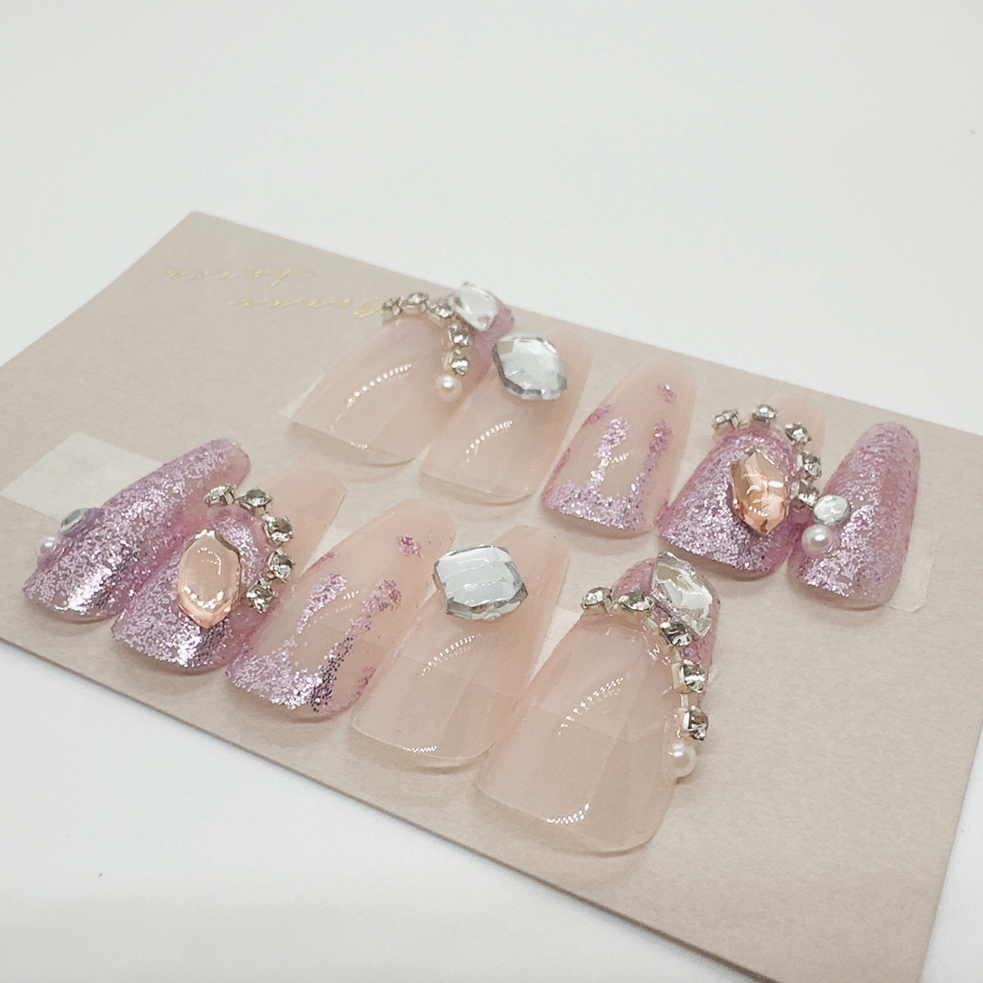大きめストーンネイルチップ ギャル y2k キラキラ ワンホン ピンク 韓国 コスメ/美容のネイル(つけ爪/ネイルチップ)の商品写真