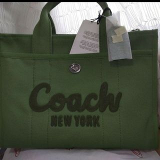 コーチ(COACH)のCOACH ロゴ カーゴトート　グリーン(トートバッグ)