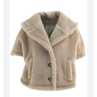 マックスマーラ(Max Mara)のほぼ未使用　maxmara ケープ　cambusa サンド　MLサイズ(ポンチョ)