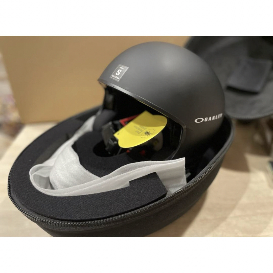 Oakley(オークリー)のOAKLEY オークリー　スキー　ヘルメット　ARC5 PRO MIPS 新品 スポーツ/アウトドアのスキー(その他)の商品写真