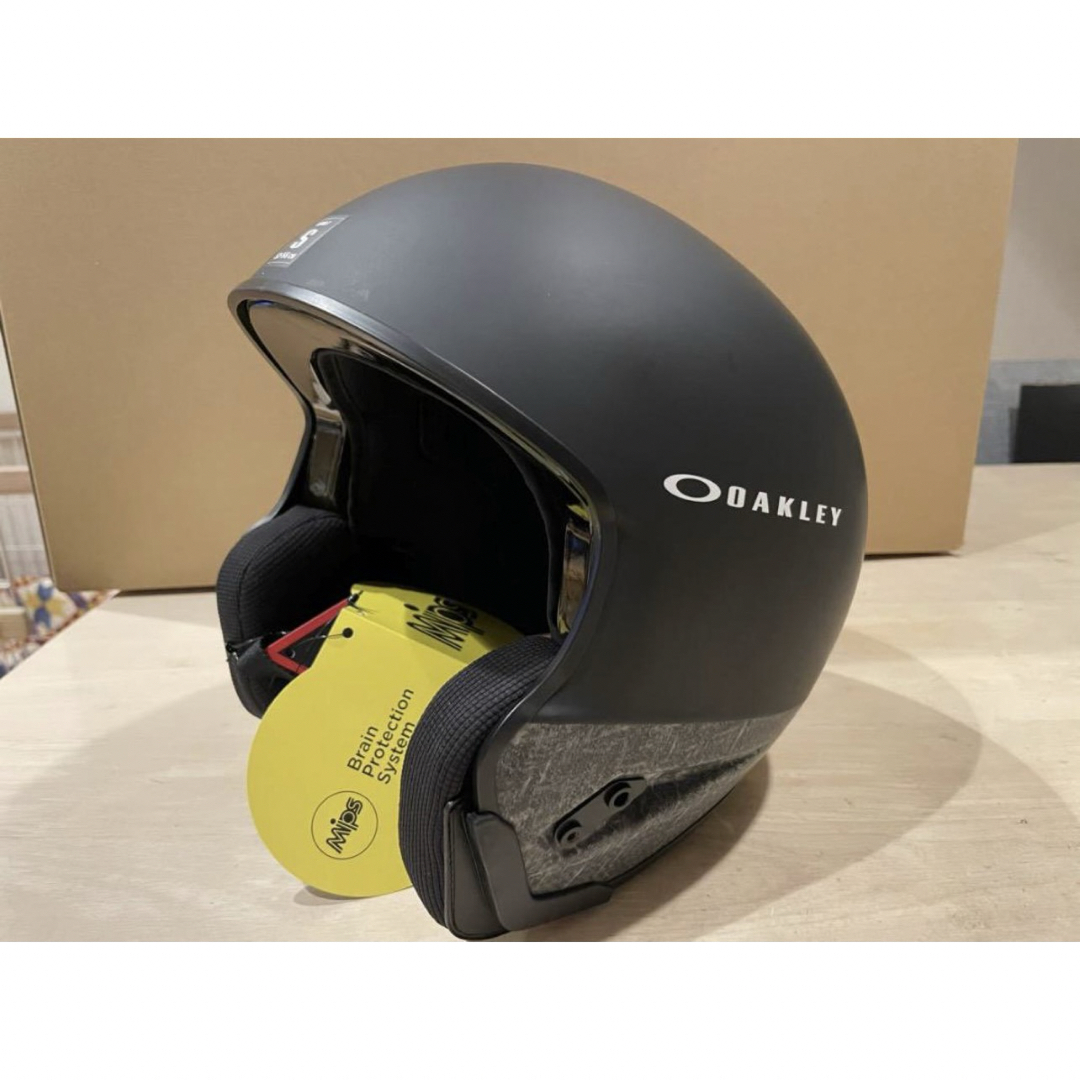 Oakley(オークリー)のOAKLEY オークリー　スキー　ヘルメット　ARC5 PRO MIPS 新品 スポーツ/アウトドアのスキー(その他)の商品写真