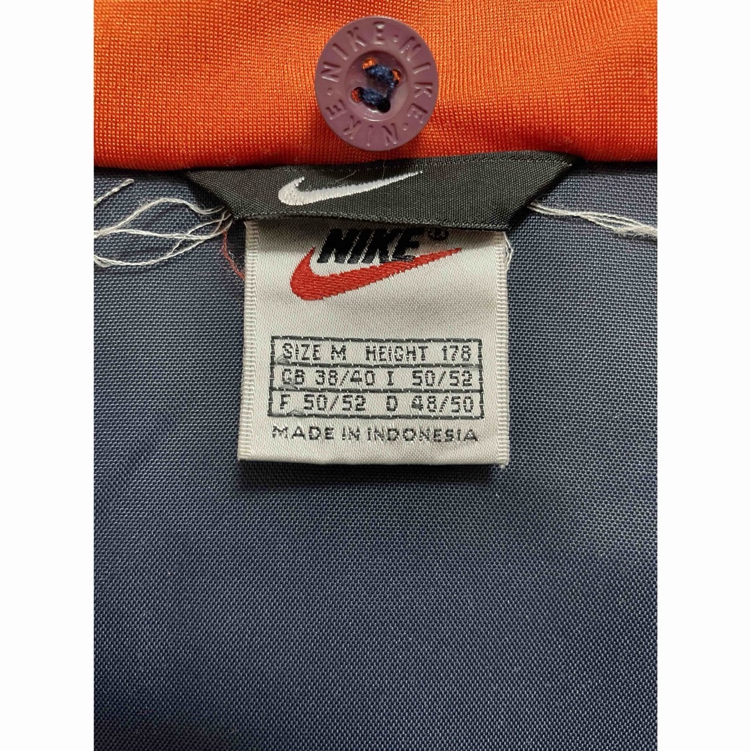 NIKE - 【希少】ナイキ⭐︎NIKE⭐︎刺繍⭐︎ナイロンジャケット NIKE - 【希少】ナイキ⭐︎NIKE⭐︎刺繍⭐︎ナイロンジャケット