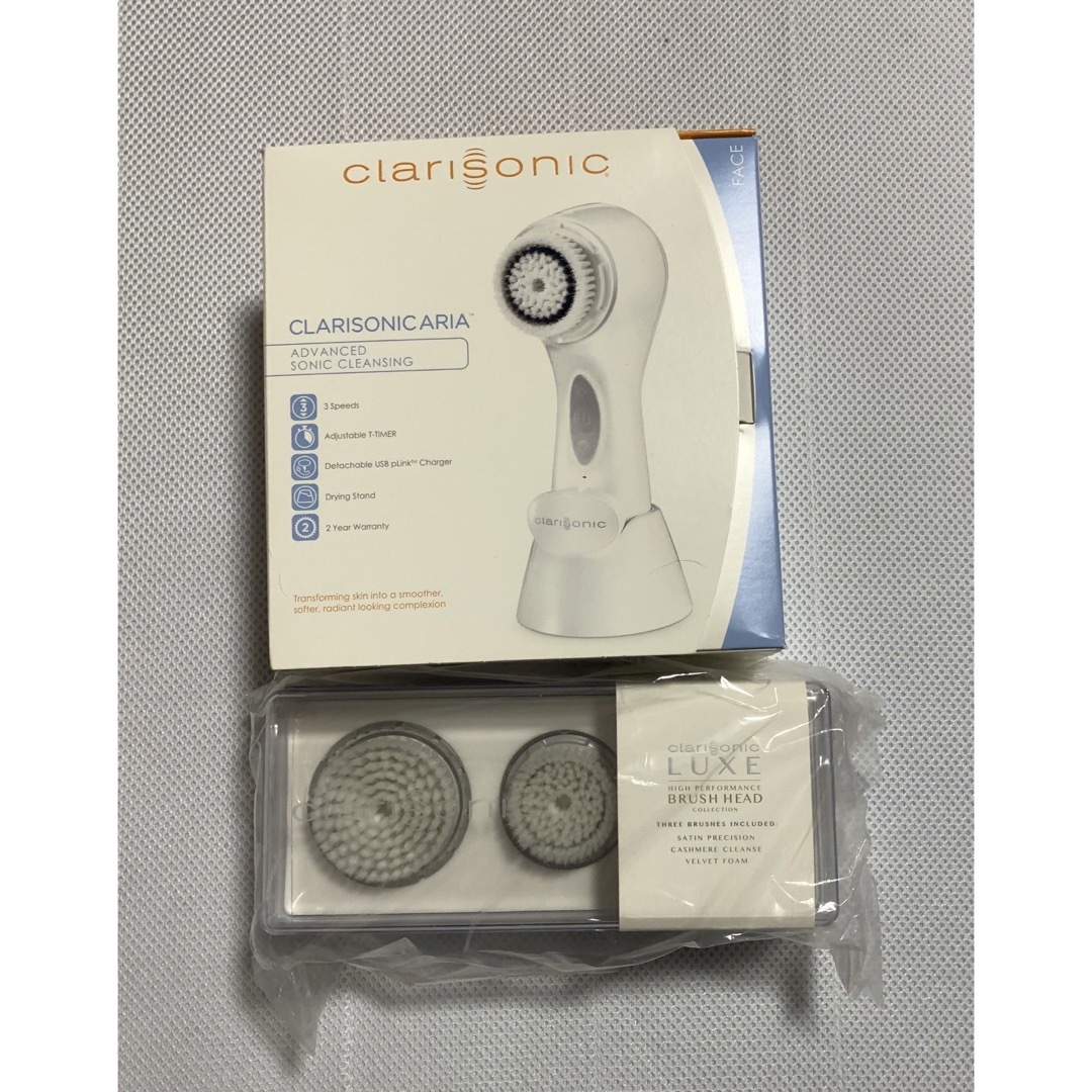 【新品未使用】CLARISONIC ARIA スマホ/家電/カメラの美容/健康(フェイスケア/美顔器)の商品写真