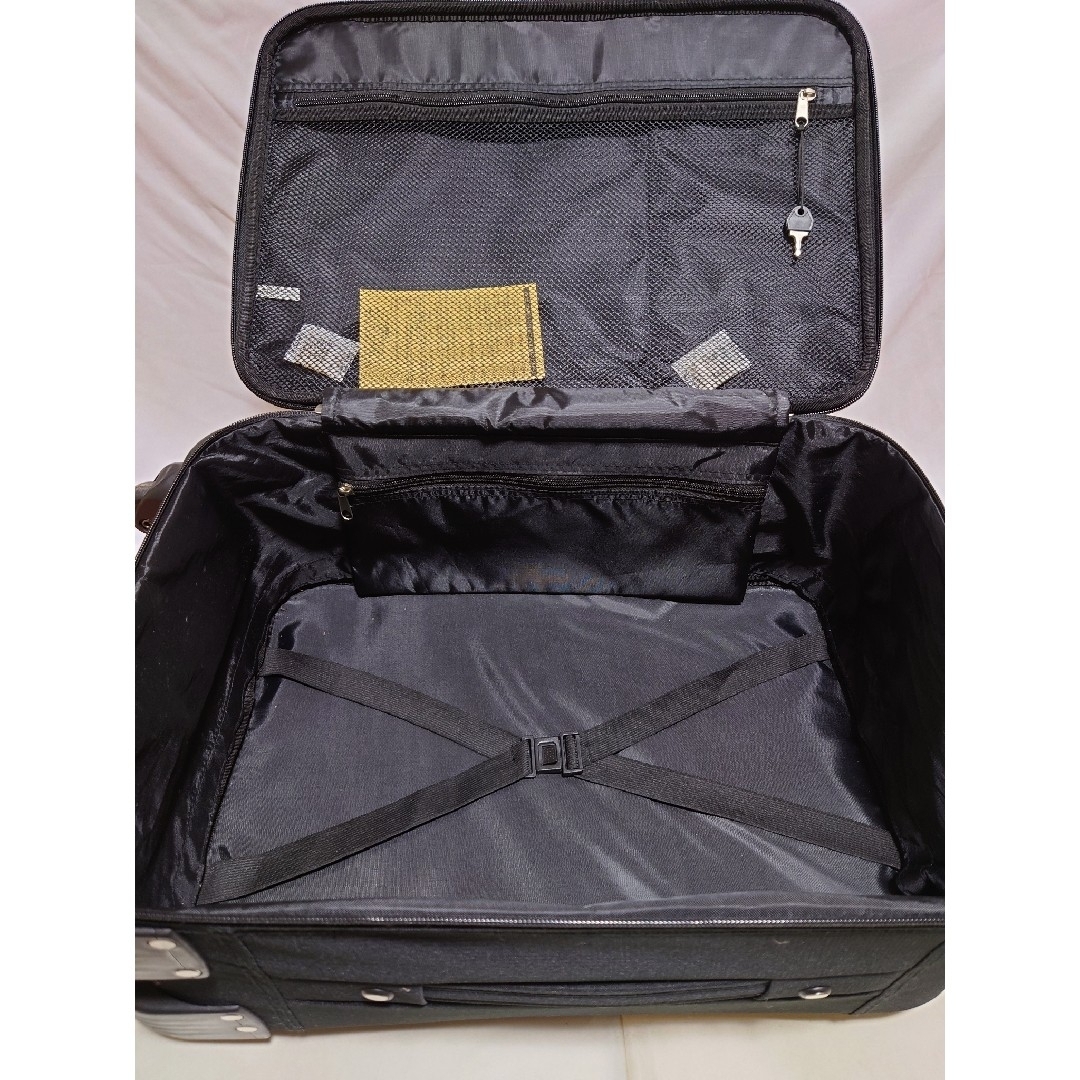 キャリーバッグ キャリーケース 旅行 出張 ブラック 黒 美品 レディースのバッグ(スーツケース/キャリーバッグ)の商品写真