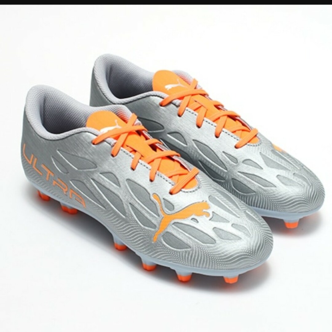 PUMA(プーマ)のPUMA プーマ ウルトラ 4.4HG Jr ジュニアサッカースパイク 23.5 スポーツ/アウトドアのサッカー/フットサル(シューズ)の商品写真