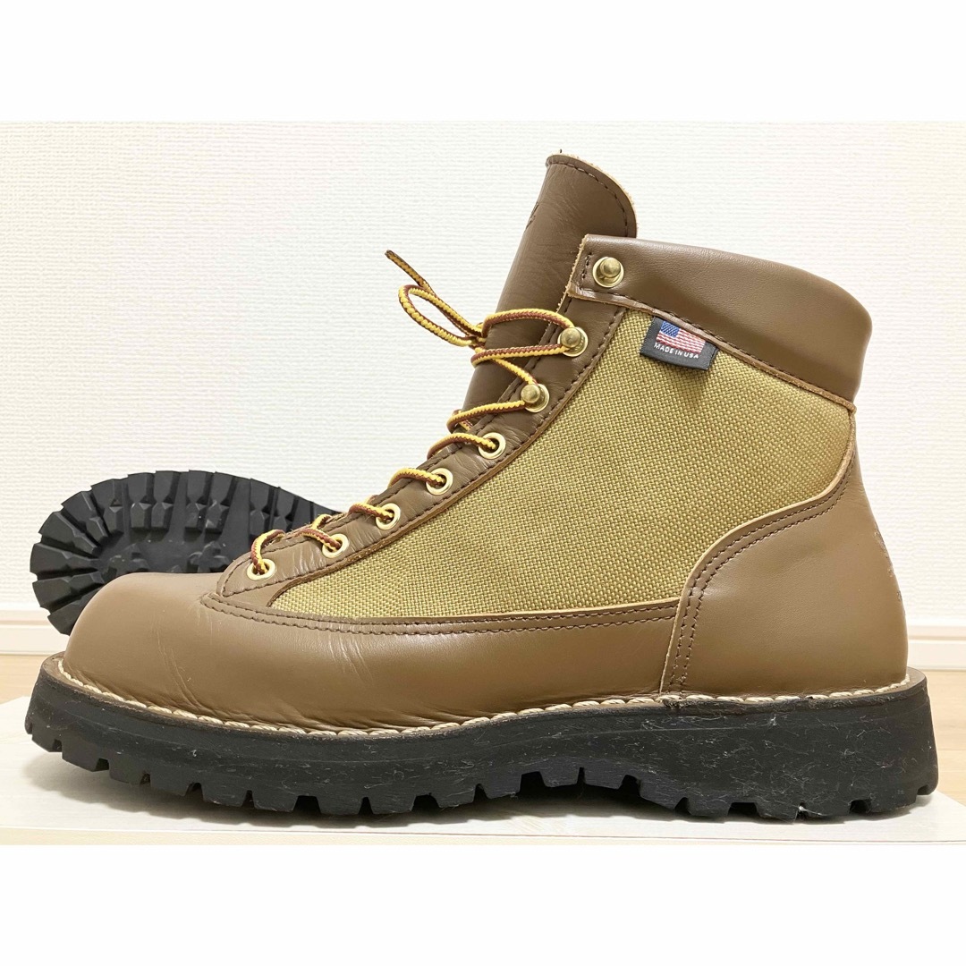 Danner(ダナー)の[MADE IN USA] DANNER LIGHT 30420X メンズの靴/シューズ(ブーツ)の商品写真