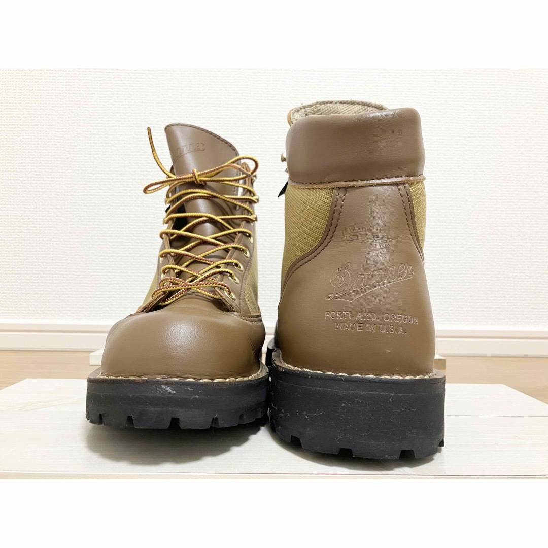 Danner(ダナー)の[MADE IN USA] DANNER LIGHT 30420X メンズの靴/シューズ(ブーツ)の商品写真