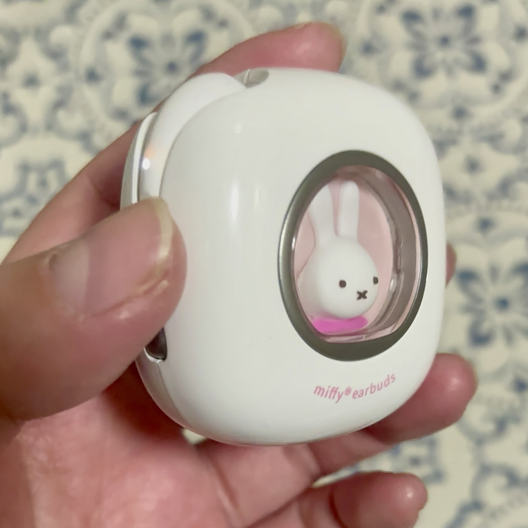 miffy(ミッフィー)の【新品】ミッフィー Bluetooth ワイヤレスイヤホン ピンク スマホ/家電/カメラのオーディオ機器(ヘッドフォン/イヤフォン)の商品写真