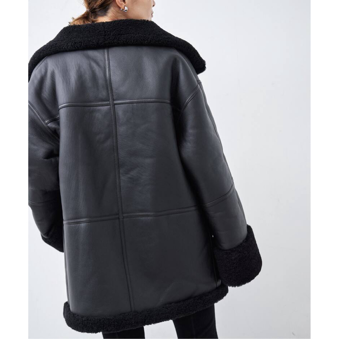 DEUXIEME CLASSE(ドゥーズィエムクラス)の【TOTEME/トーテム】 Signature Shearling Jacket レディースのジャケット/アウター(ムートンコート)の商品写真