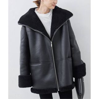 【TOTEME/トーテム】 Signature Shearling Jacket