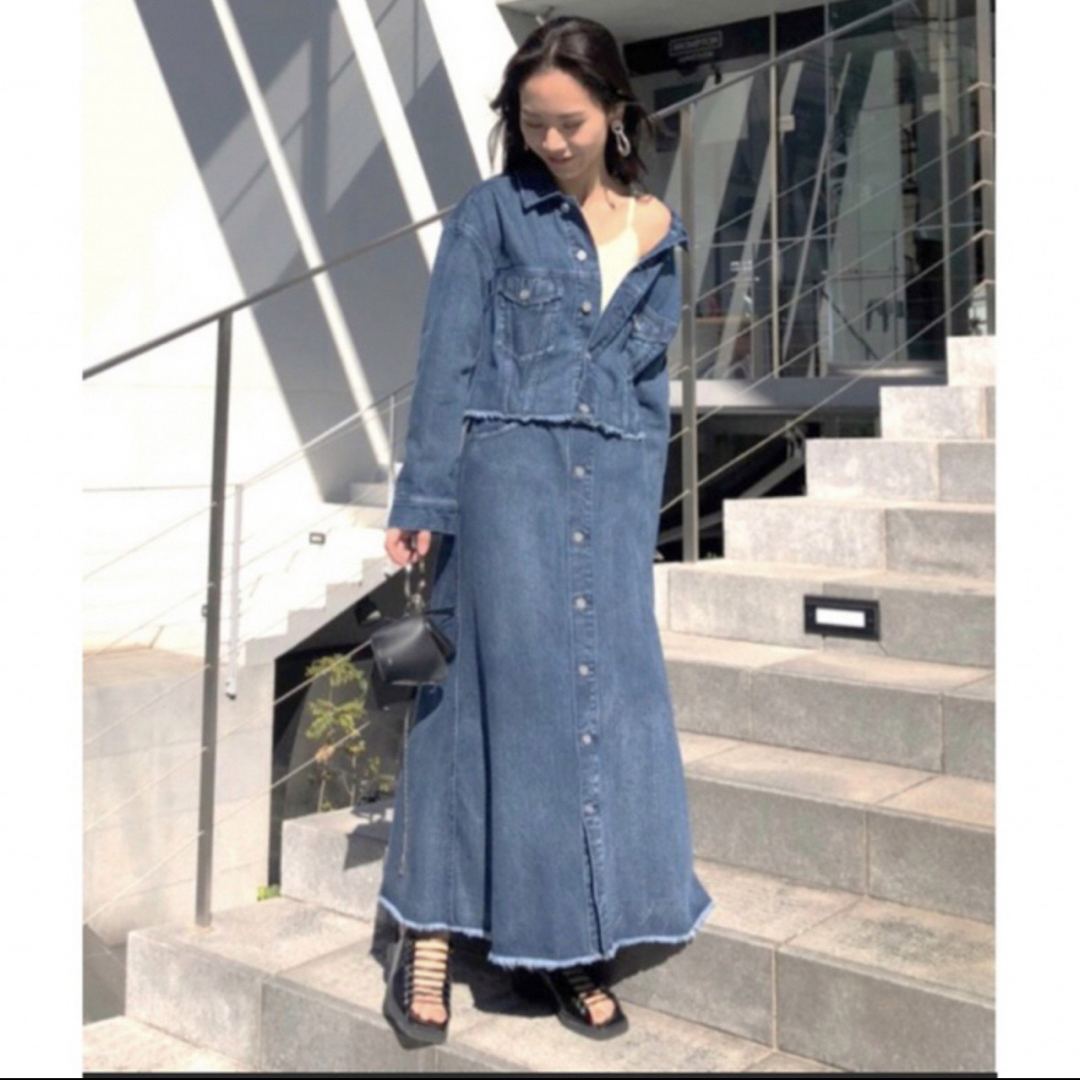 Ameri VINTAGE(アメリヴィンテージ)のAmeri  新品♡ 4WAY DENIM DRESS COAT Ｍサイズ♡ レディースのワンピース(ロングワンピース/マキシワンピース)の商品写真