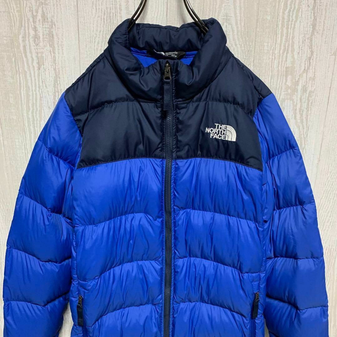 THE NORTH FACE(ザノースフェイス)の【人気】ノースフェイス　ダウン　ヌプシ　キッズ160  ブラック×ブルー キッズ/ベビー/マタニティのキッズ服男の子用(90cm~)(ジャケット/上着)の商品写真