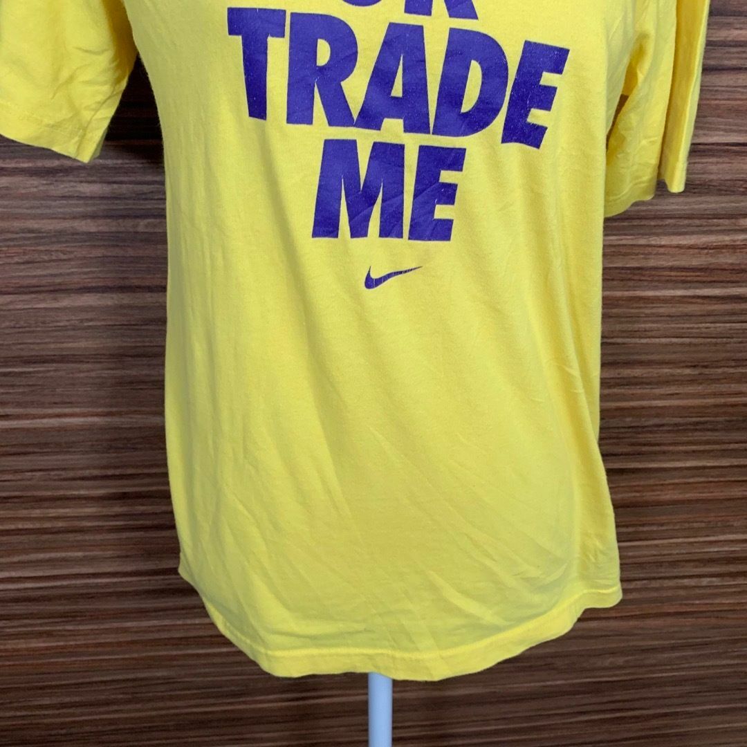 NIKE(ナイキ)のナイキ NIKE Tシャツ XLサイズ 黄色 イエロー 半袖 ロゴ プリント レディースのトップス(Tシャツ(半袖/袖なし))の商品写真