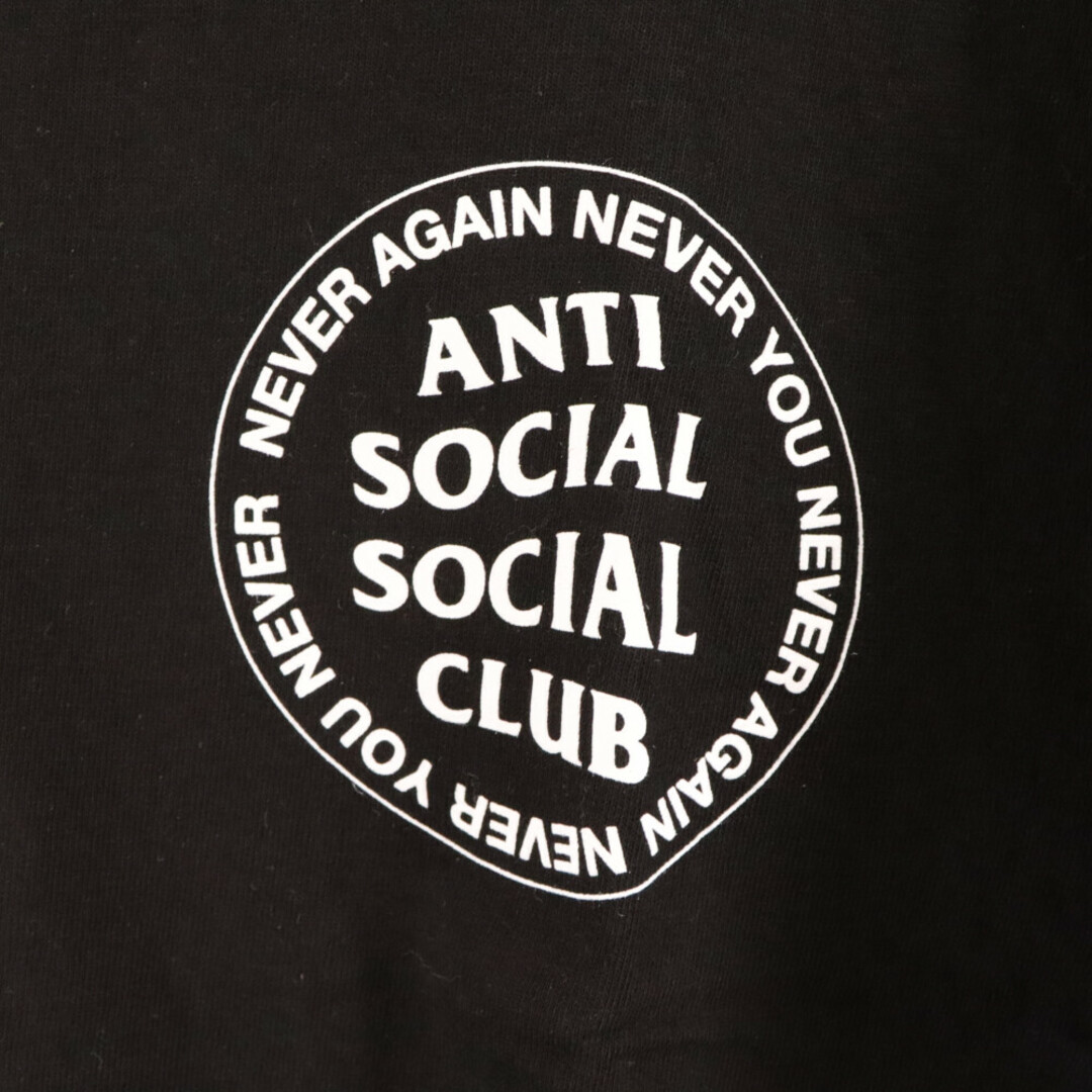 ANTI SOCIAL SOCIAL CLUB(アンチソーシャルソーシャルクラブ)のANTI SOCIAL SOCIAL CLUB アンチソーシャルソーシャルクラブ サークルロゴプリントクルーネック半袖Tシャツ ブラック メンズのトップス(Tシャツ/カットソー(半袖/袖なし))の商品写真