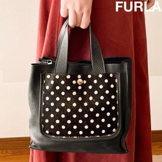 美品□FURLA□フルラ□トートバッグ□テッサ□グレー系□チャーム付