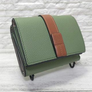 LOEWE ラウンドファスナー 長財布 5428