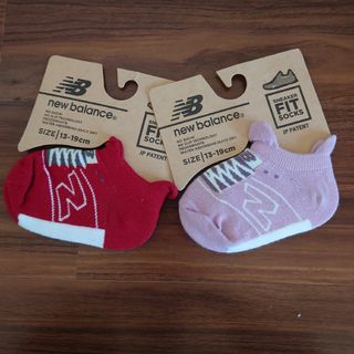 ニューバランス(New Balance)の【ニューバランス】靴下　赤　ピンク　2足セット★(靴下/タイツ)