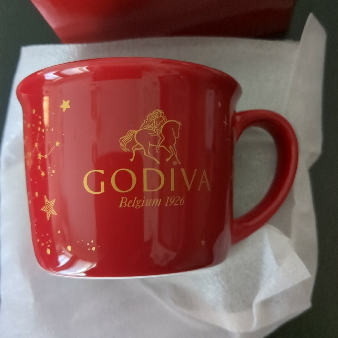 GODIVA(ゴディバ)の●専用●未使用●GODIVA ゴディバ　 マグカップ 2024 インテリア/住まい/日用品のキッチン/食器(グラス/カップ)の商品写真