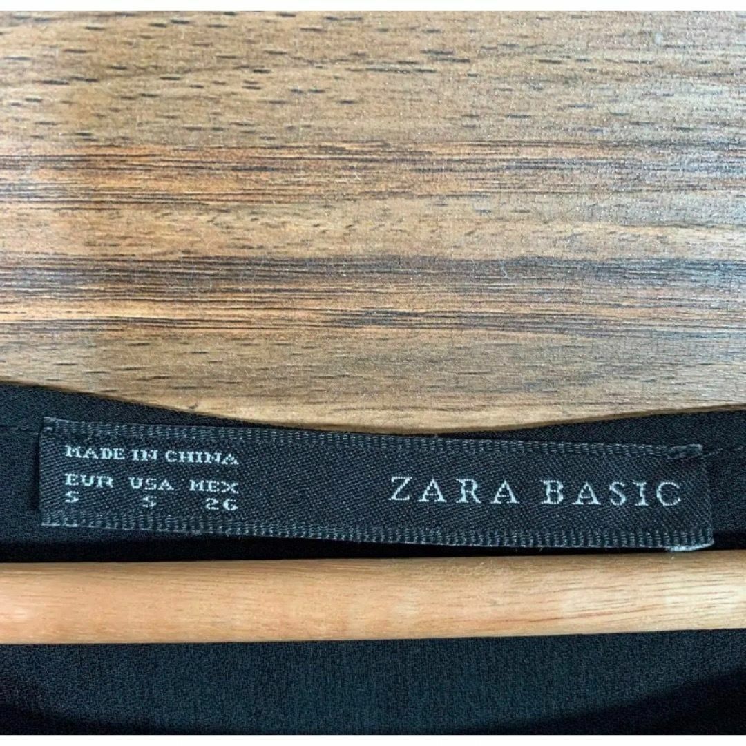 ZARA(ザラ)の訳あり ZARA BASIC ザラベーシック️⭐️Sサイズ シャツ ブラウス 黒 レディースのトップス(シャツ/ブラウス(長袖/七分))の商品写真