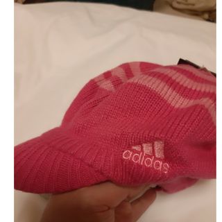 アディダス(adidas)のアディダス　ゴルフ　レディース　ニット帽　新品(ウエア)