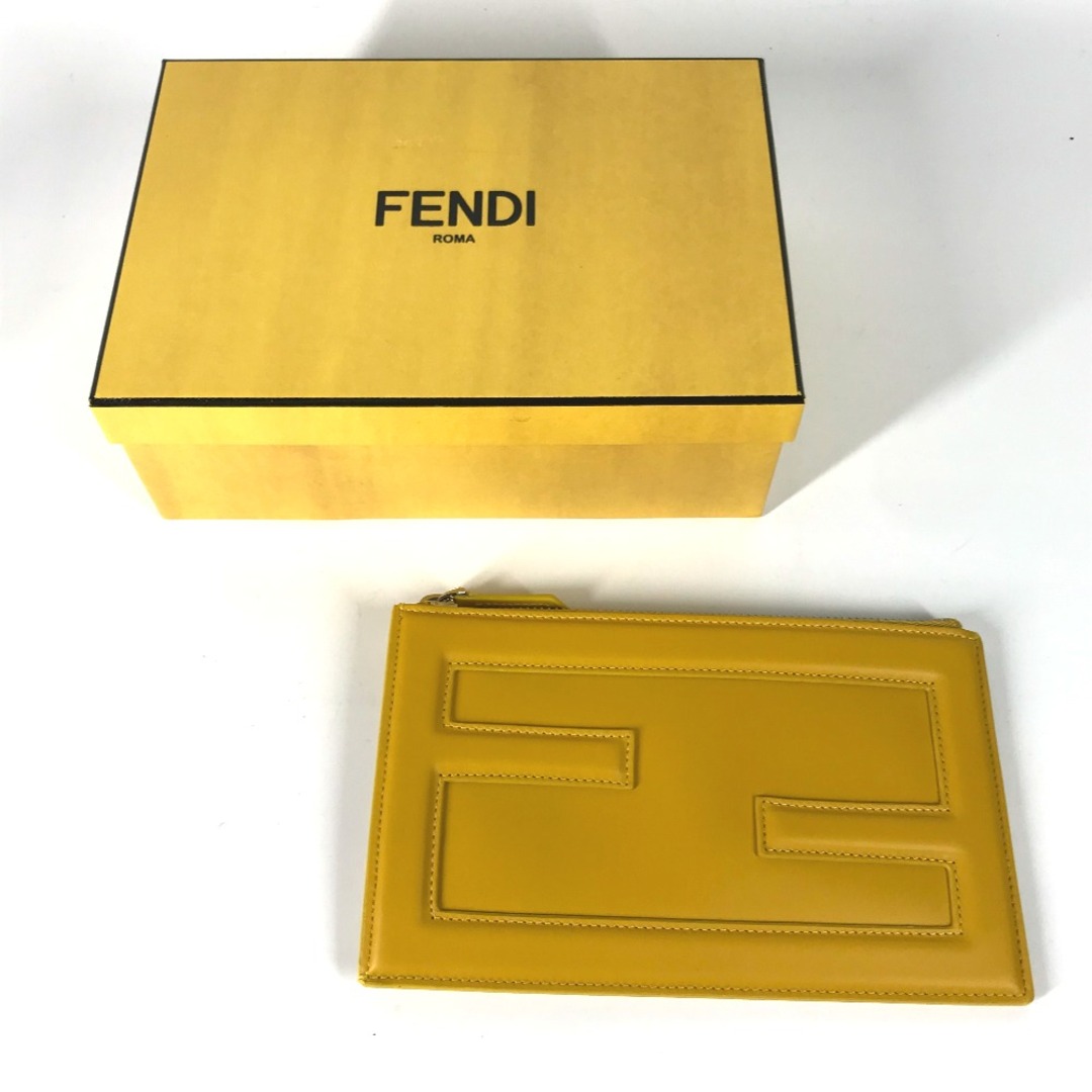 FENDI(フェンディ)のフェンディ FENDI ロゴ 7N0114 カバン ポーチ クラッチバッグ レザー イエロー 未使用 レディースのバッグ(クラッチバッグ)の商品写真