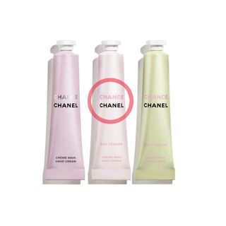 CHANEL - CHANELホリデー限定ネイルハンドクリームキットの通販 by