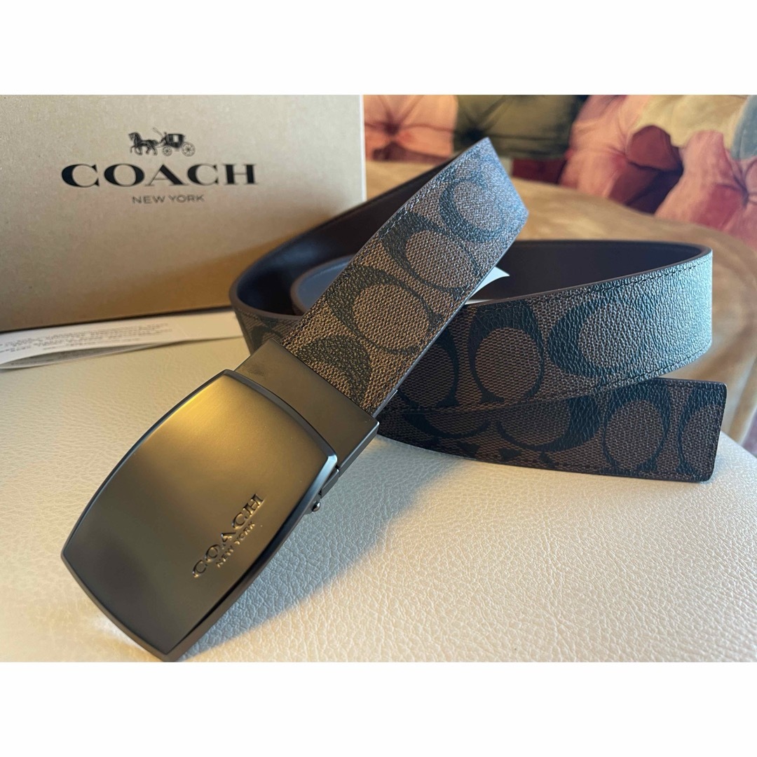 COACH(コーチ)の限定価格！COACH3点セットシグネチャーフリーサイズリバーシブルベルト箱付き メンズのファッション小物(ベルト)の商品写真