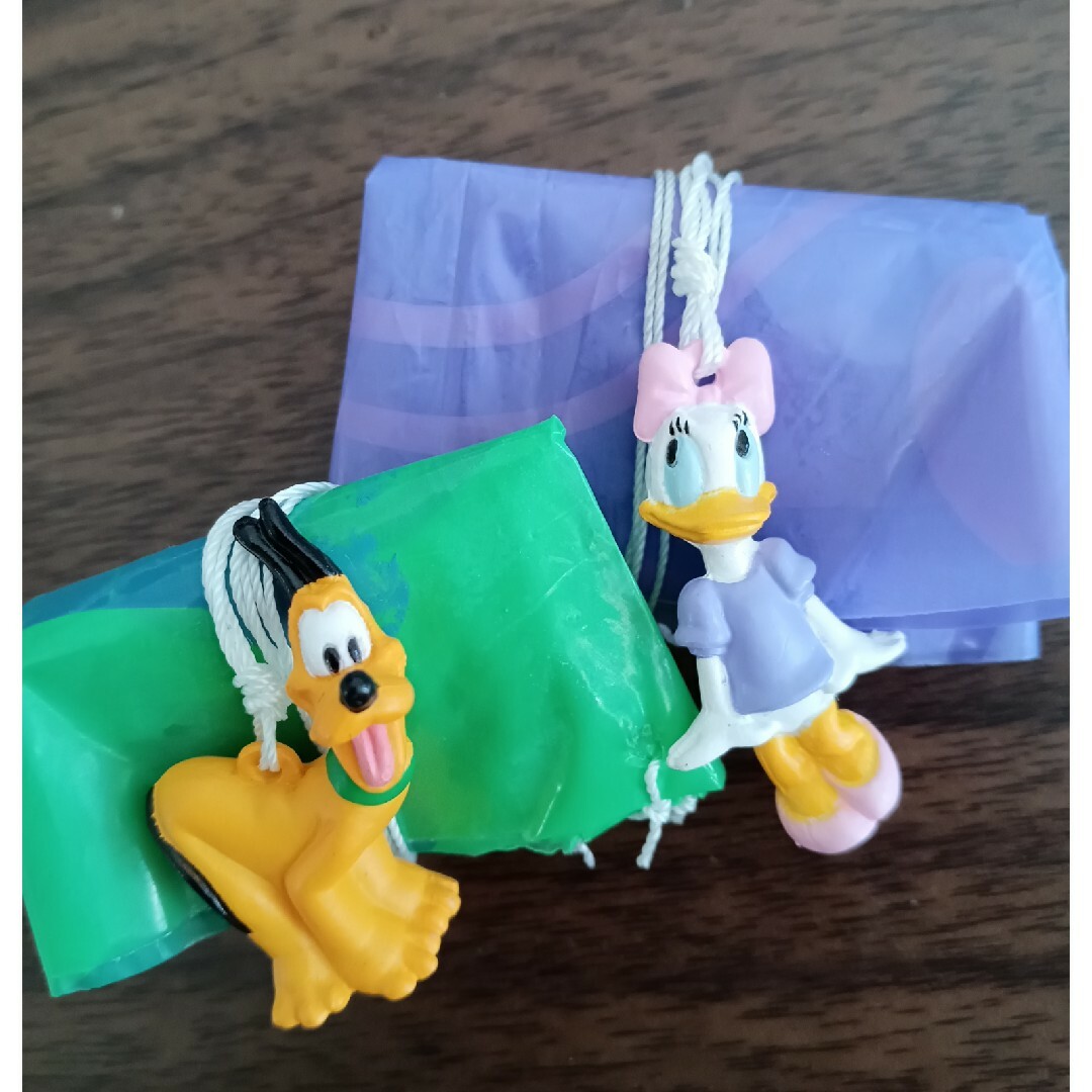 Disney(ディズニー)のディズニー　パラシュート付フィギュア　4個セット エンタメ/ホビーのおもちゃ/ぬいぐるみ(キャラクターグッズ)の商品写真