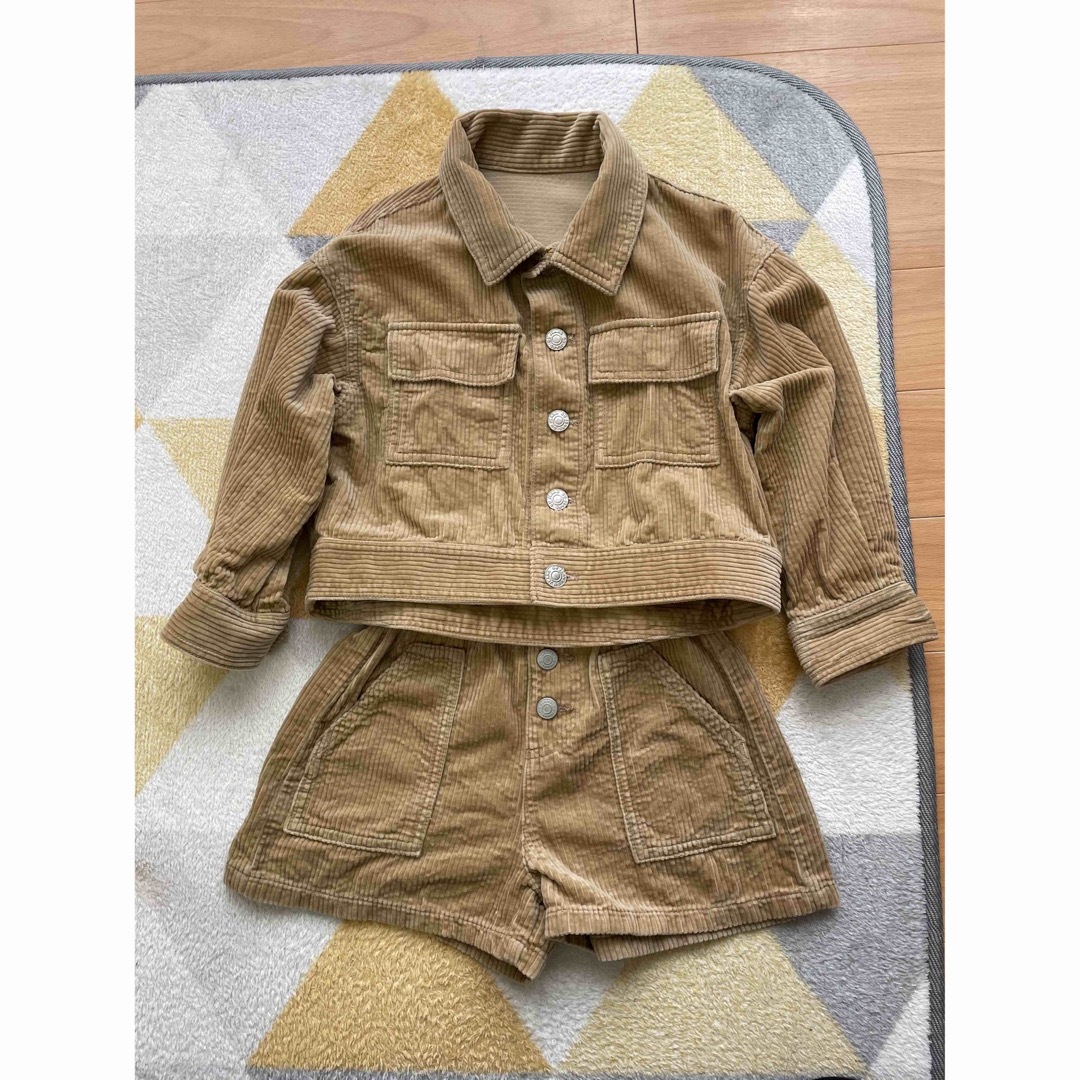 GU(ジーユー)のGU  コーデュロイ　セットアップ　110 キッズ/ベビー/マタニティのキッズ服女の子用(90cm~)(パンツ/スパッツ)の商品写真