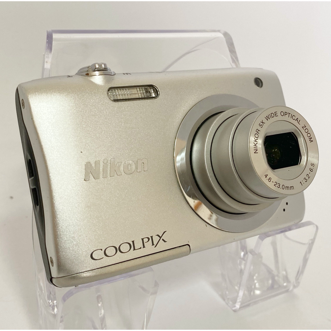 Nikon - Nikon coolpix A100 ニコン デジタルカメラ 【SDカード付】の ...